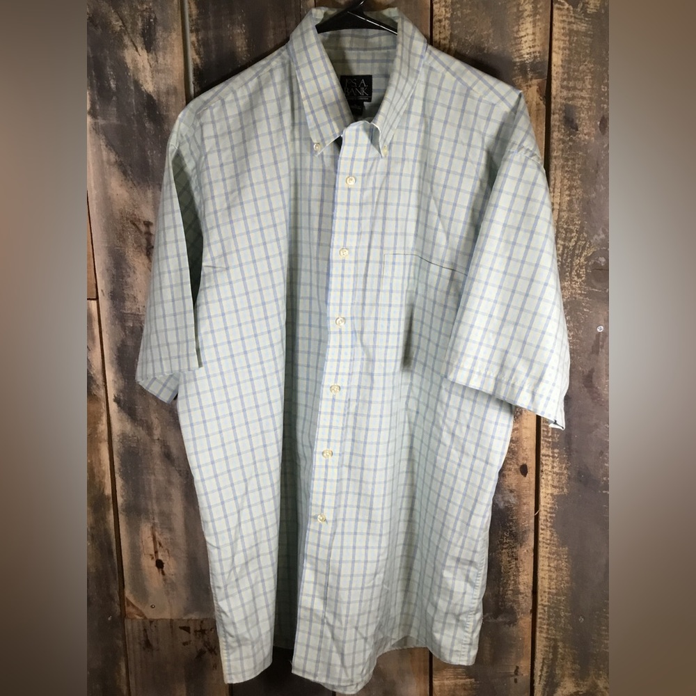 Jos A Bank short sleeve dress shirt men’s large